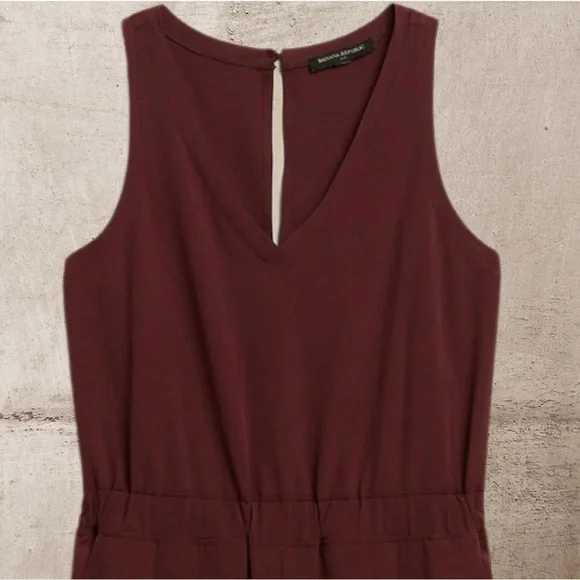 Banana Republic Active Jumpsuit in burgundy size:XS - Picture 3 of 4